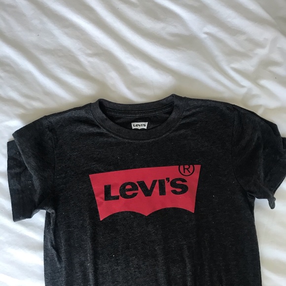 levis t-shirt - Picture 2 of 3